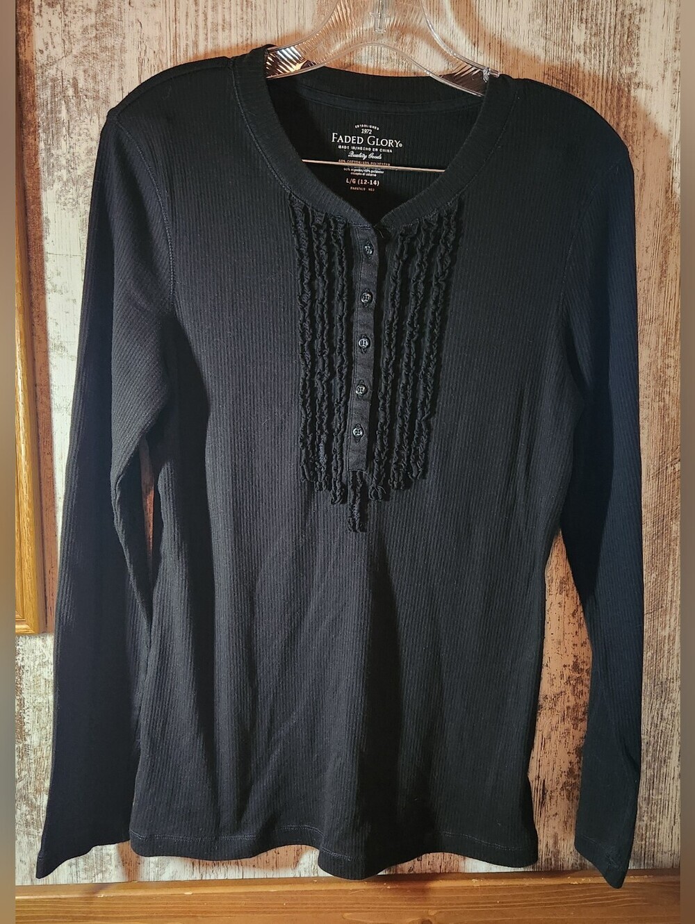 Faded Glory Black Ribbed Long-Sleeve Henley with Ruffle Placket Size L 12/14